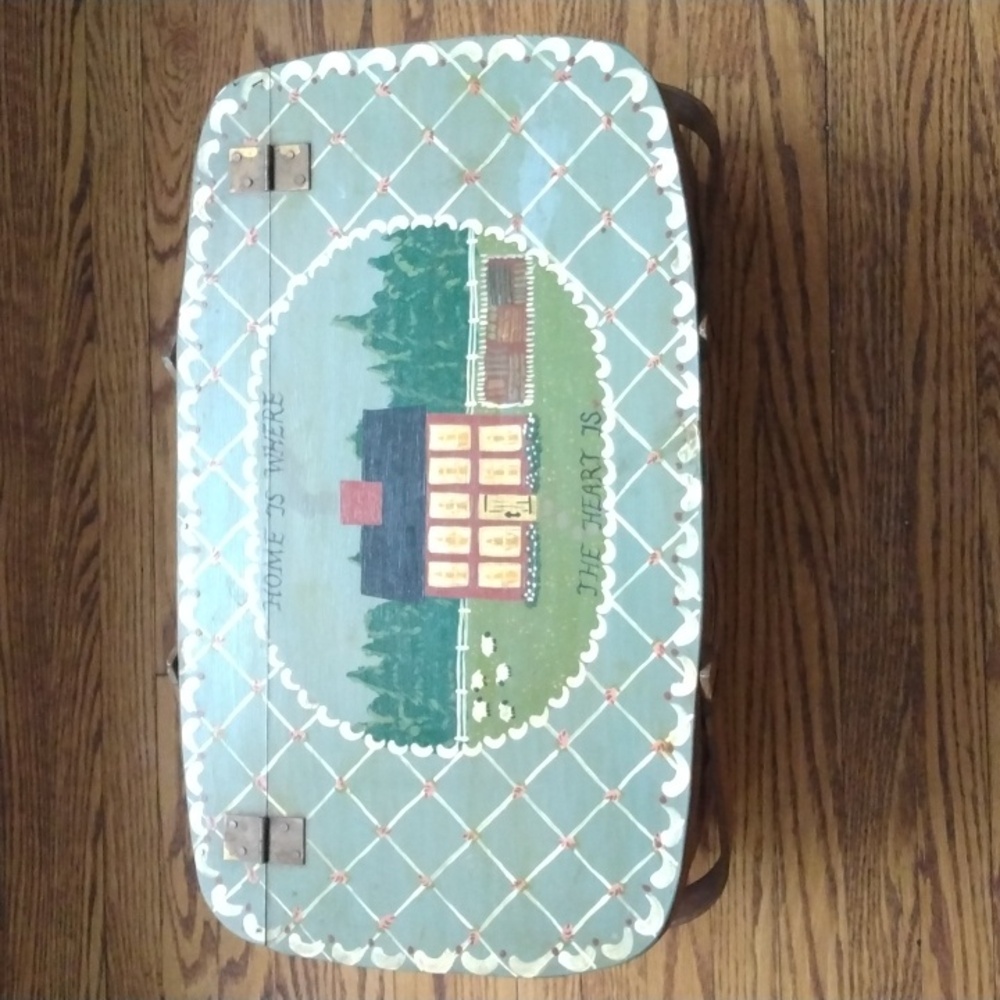 Cape Cod- Folk art picnic basket